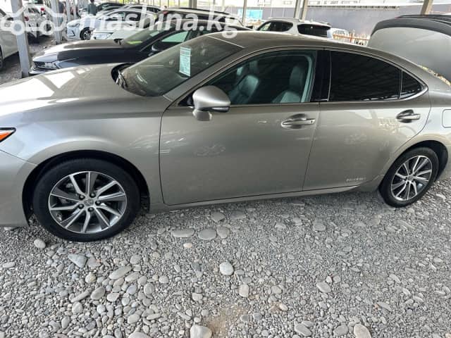 Lexus ES VI Рестайлинг 300h 2.5hyb CVT