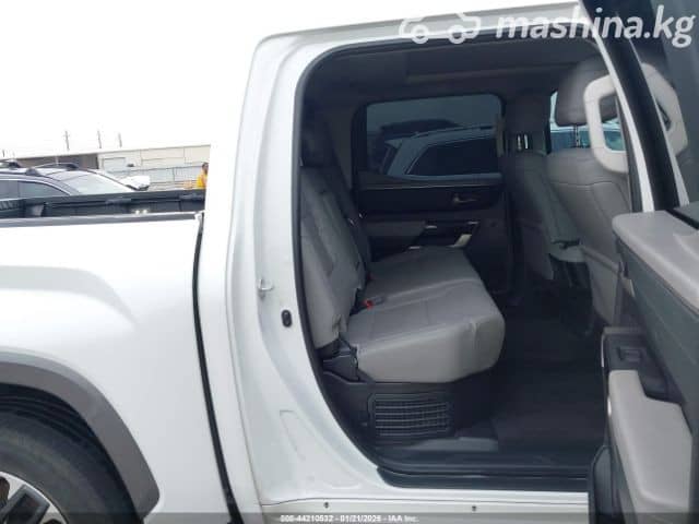 Toyota Tundra III CrewMax 3.5 AT 4WD