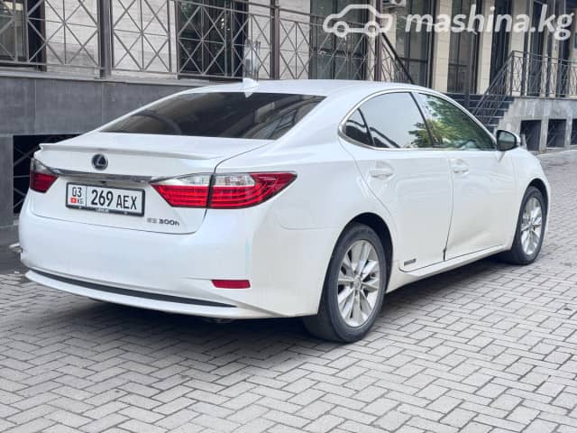Lexus ES VI 300h 2.5hyb CVT