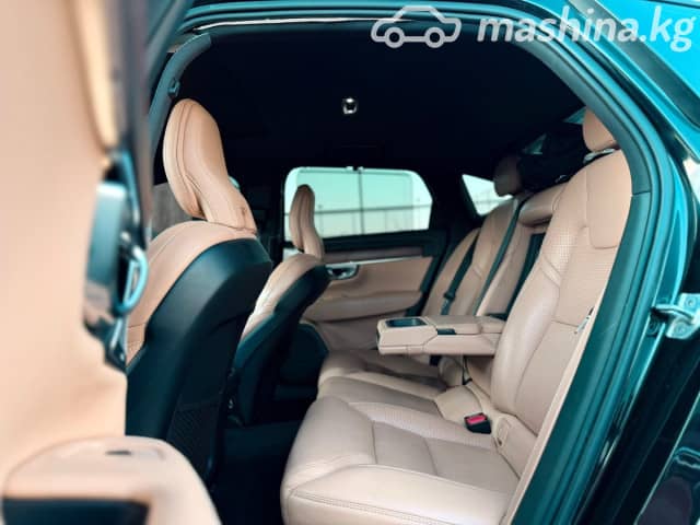Volvo S90 II 2.0 AT