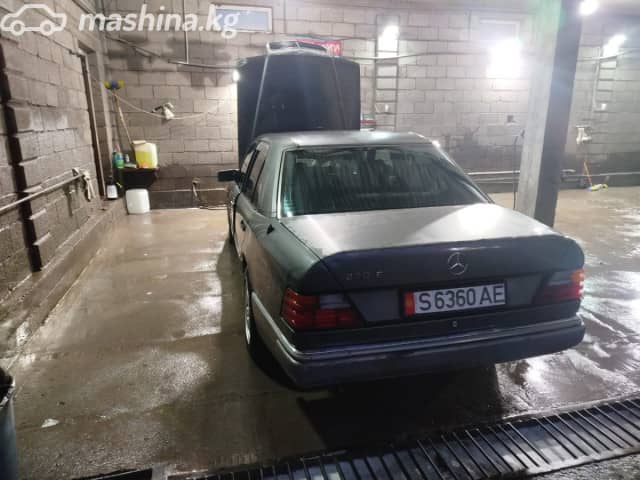 Mercedes-Benz W124 200 2.0 MT