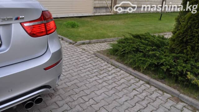BMW X6 M I (E71) 4.4 AT 4WD