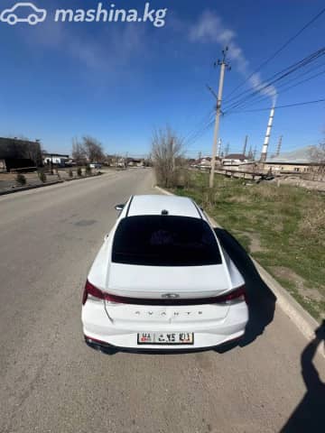 Hyundai Avante VII 1.6 AT