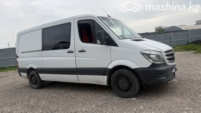 Mercedes-Benz Фургон (6х2)