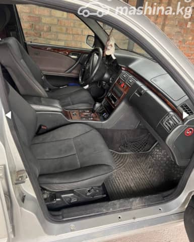 Mercedes-Benz E-Класс II (W210, S210) Рестайлинг 270 2.7d AT