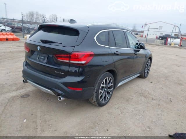 BMW X1 II (F48) Рестайлинг 28i xDrive 2.0 AT 4WD
