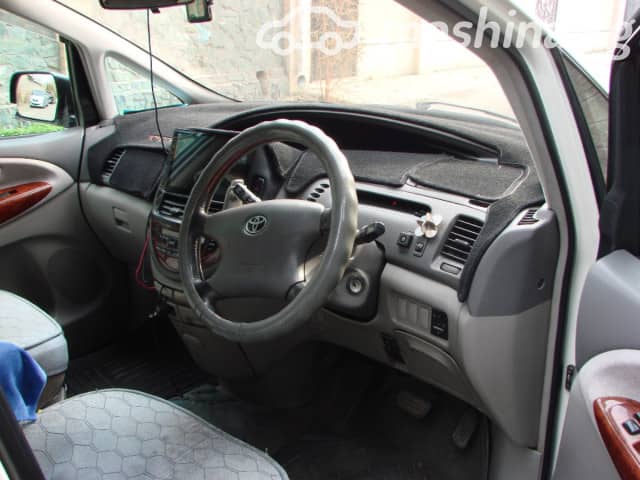 Toyota Estima II 2.4 AT