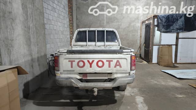 Toyota Hilux VI Рестайлинг 3.0d MT 4WD