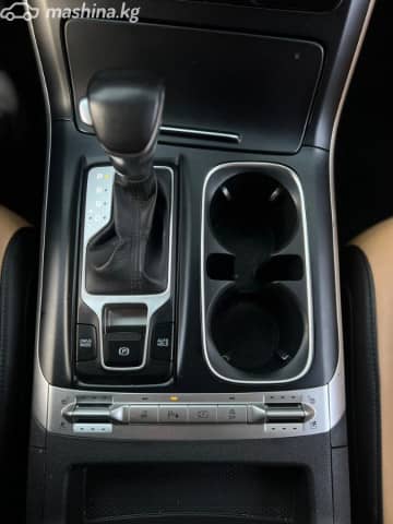 Kia Carnival IV 2.2d AT