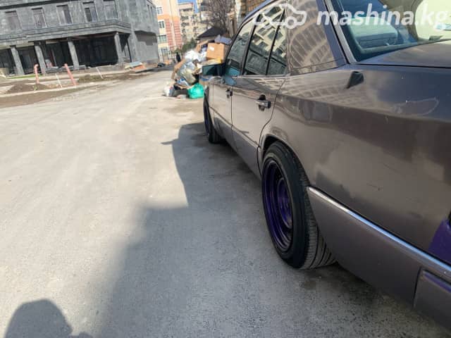 Mercedes-Benz W124 300 3.0d AT