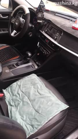 Kia K5 II 2.0 AT