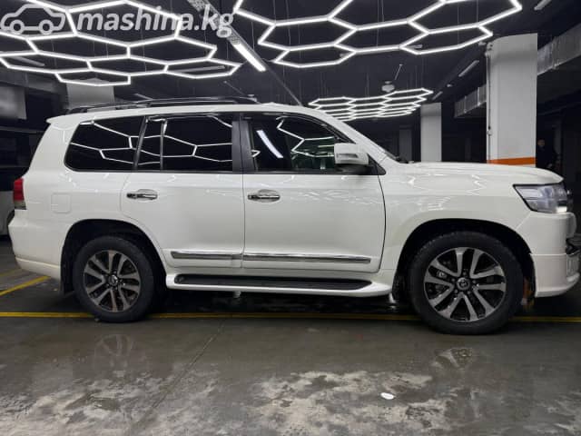 Toyota Land Cruiser 200 Series Рестайлинг 1 4.5d AT 4WD