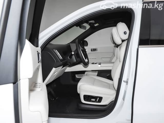 LiXiang L9 Рестайлинг 1.5hyb AT 4WD