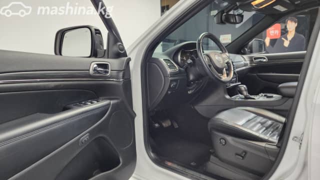 Jeep Grand Cherokee IV (WK2) Рестайлинг 3.6 AT