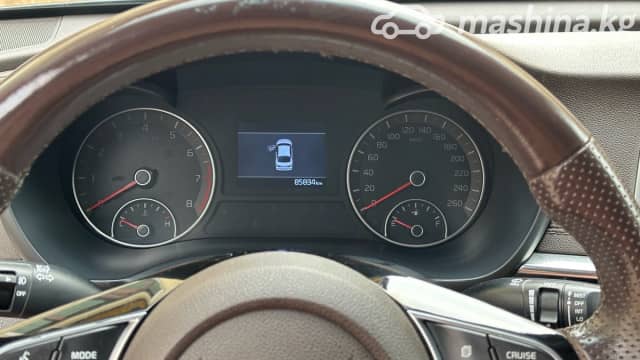 Kia K5 II 2.0 AT