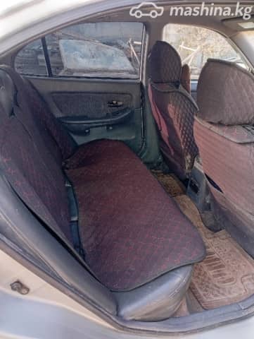 Hyundai Avante III 1.5 MT