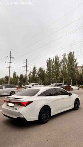 Toyota Avalon V 2.5hyb CVT