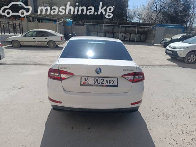 Skoda Octavia III (A7) 1.6 MT