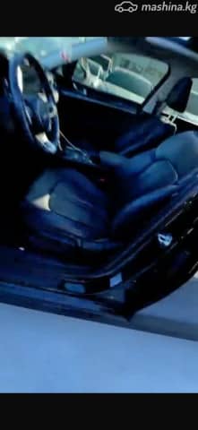 Kia K5 III LPi 2.0 AT