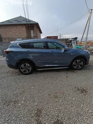 Jetour X70 PLUS 1.5 AMT