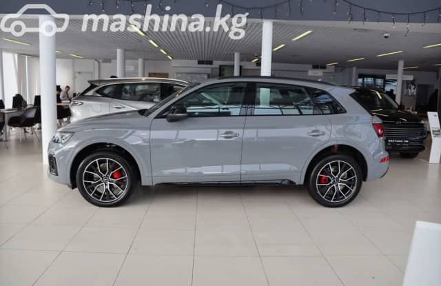 Audi Q5 II (FY) Рестайлинг 45 TFSI 2.0 AMT 4WD