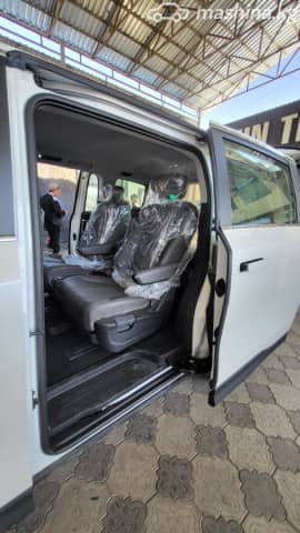 Maxus MIFA 9 90 kWh Electro AT