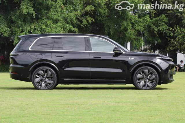LiXiang L9 Рестайлинг 1.5hyb AT 4WD