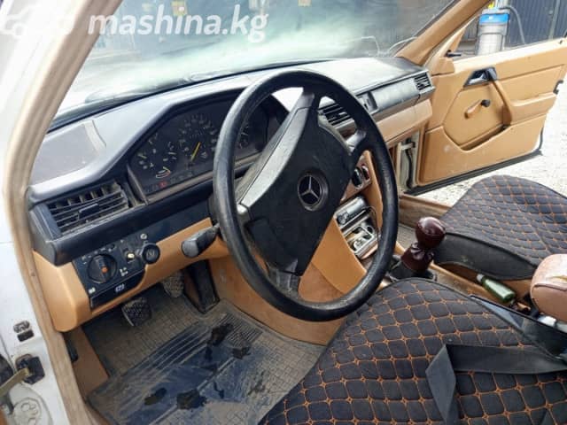 Mercedes-Benz W124 200 2.0 MT