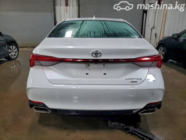 Toyota Avalon V 2.5hyb CVT