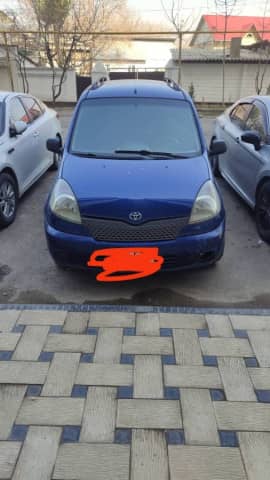 Toyota Yaris Verso 1.3 MT