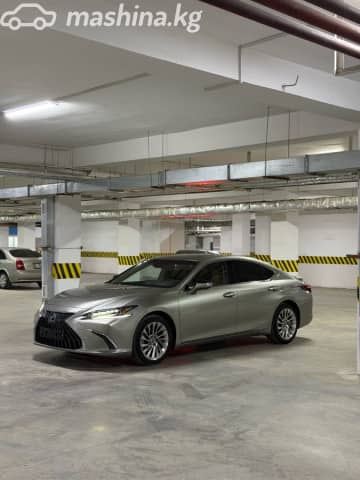 Lexus ES VII Рестайлинг 300h 2.5hyb CVT