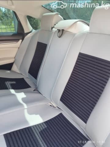 Honda Accord X Рестайлинг 2.0hyb CVT