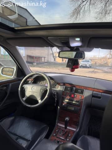 Mercedes-Benz E-Класс II (W210, S210) Рестайлинг 320 3.2 AT