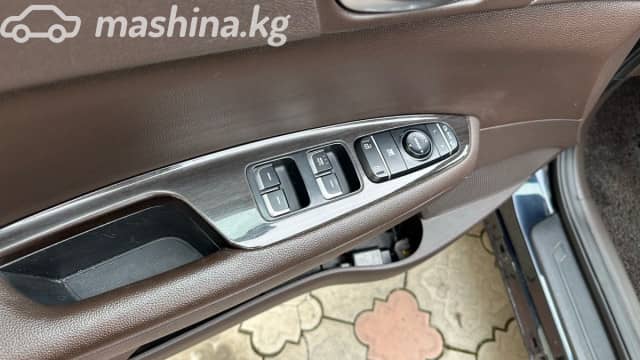 Kia K5 II 2.0 AT