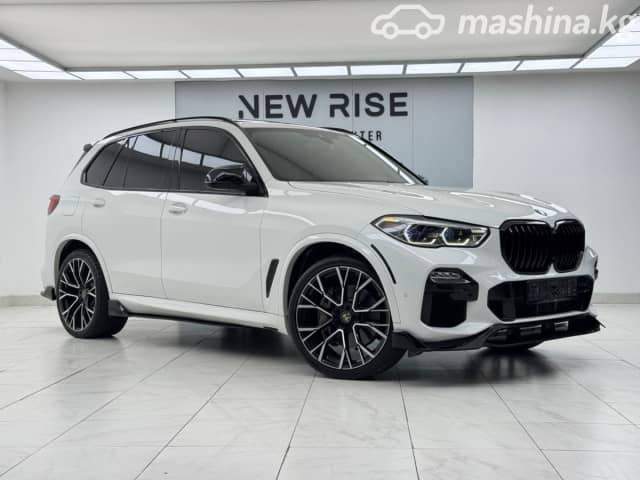 BMW X5 IV (G05/G18) 50i 4.4 AT 4WD