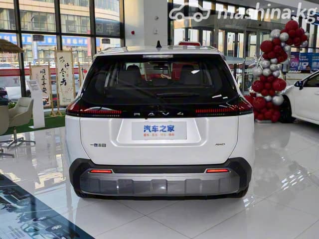 Toyota RAV4 V (XA50) 2.0 CVT 4WD