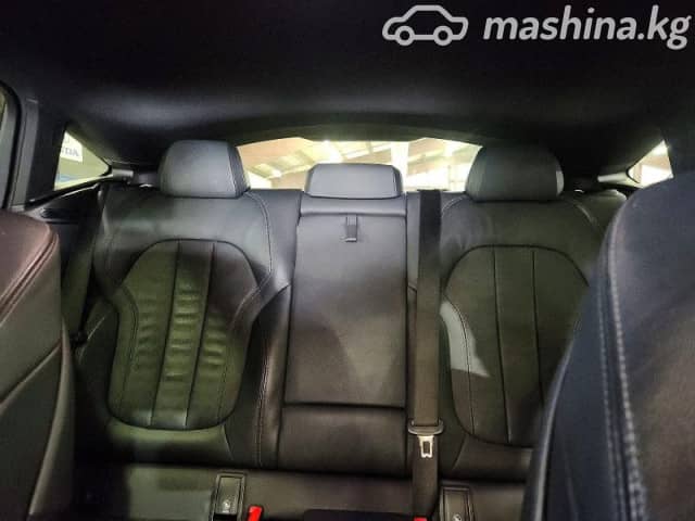 BMW X6 III (G06) M50i 4.4 AT 4WD
