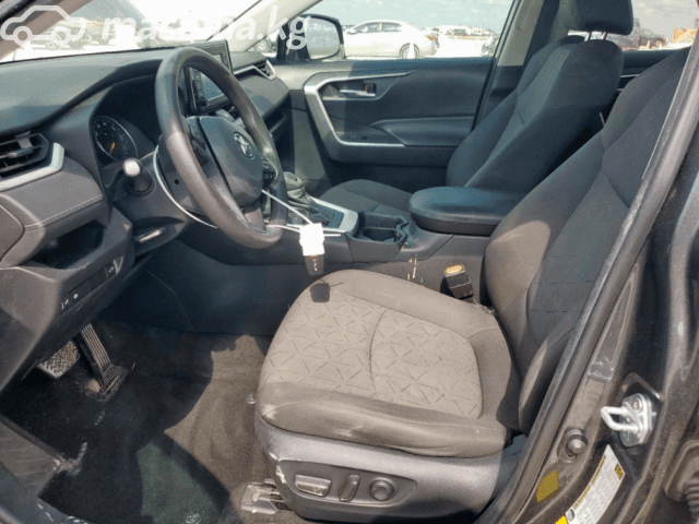 Toyota RAV4 V (XA50) 2.5 AT