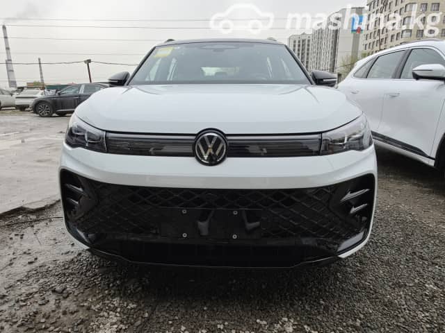 Volkswagen Tiguan III (China Market) 2.0 AMT 4WD