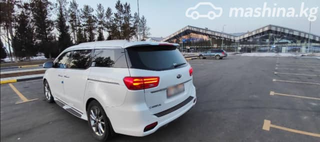 Kia Carnival III 2.2d AT