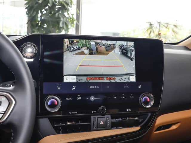 Lexus NX II 200 2.0 CVT