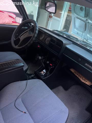 ВАЗ (Lada) 2107 21074-30 1.6 MT