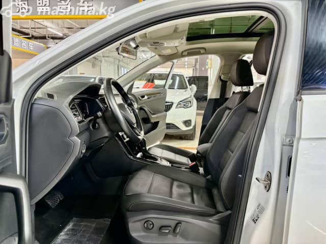 Volkswagen T-Roc I (China Market) 1.4 AMT