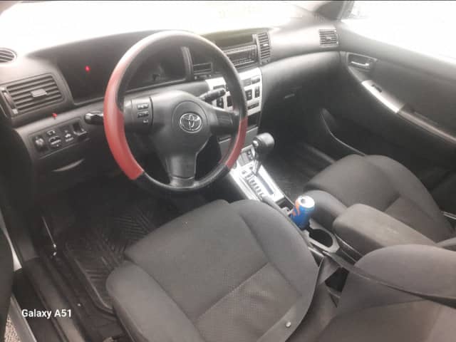 Toyota Corolla IX (E120, E130) Рестайлинг 1.6 AT