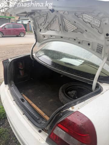 Daewoo Nubira II 1.5 MT