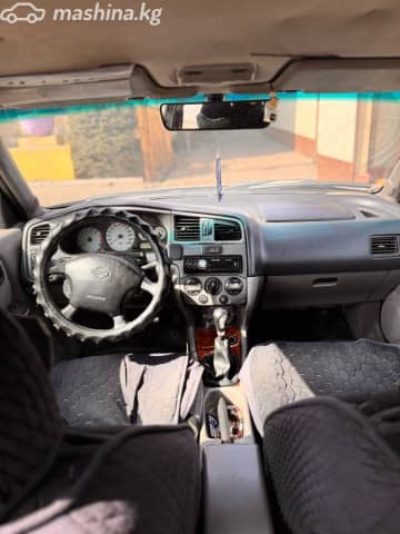 Nissan Primera II (P11) 2.0 MT