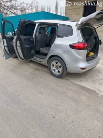 Opel Zafira C CNG 1.6 MT