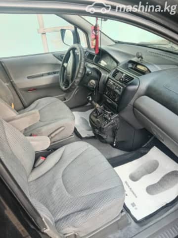 Mitsubishi Space Wagon III 2.4 MT 4WD