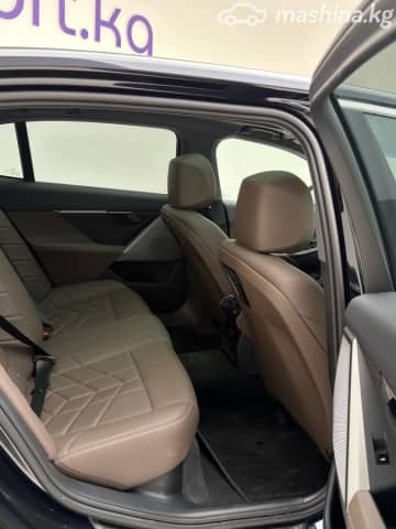 BMW i5 eDrive35L Electro AT