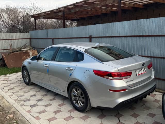 Kia Optima IV Рестайлинг 2.4 AT